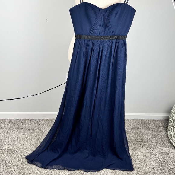 BCBGMaxAzria Dresses & Skirts - BCBG Maxazria Amber Strapless Long Dress